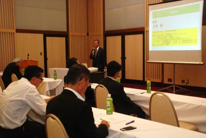 �q�Q�r����@���A�@�㐙�