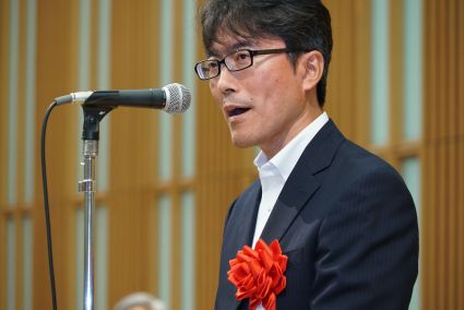 �q20�r���o���A�@�o�Y�ȑf�ގY�Ɖۉے��@�Ζؐ�