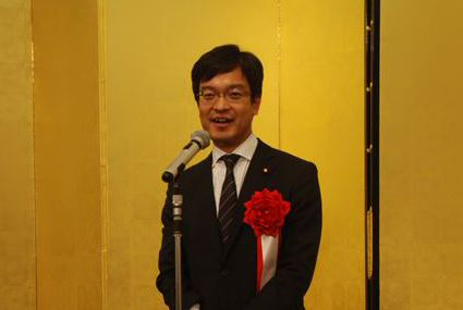 �q10�r���o���A�@�{�n�O�c�@�c��