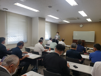 �����ǁi�q�m�}��(��)�j�ɂ��c���i�s