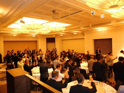 �q�X�r���e��i